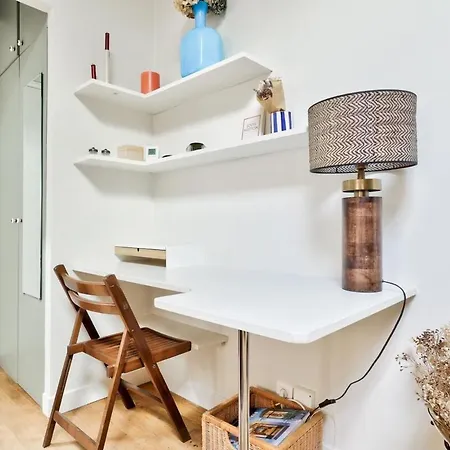 Stunning Parisian 1br Flat 5 Min From Montmartre *
