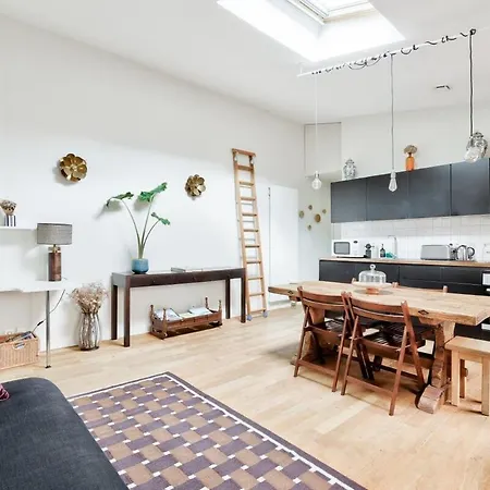 Stunning Parisian 1br Flat 5 Min From Montmartre Lägenhet Paris