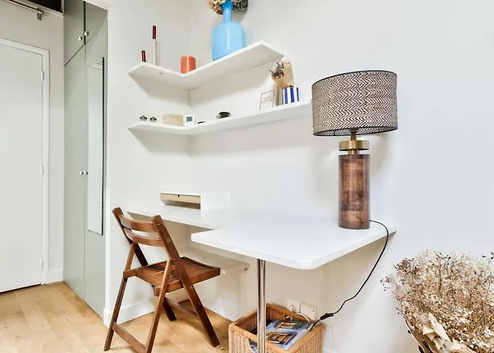 Stunning Parisian 1br Flat 5 Min From Montmartre *