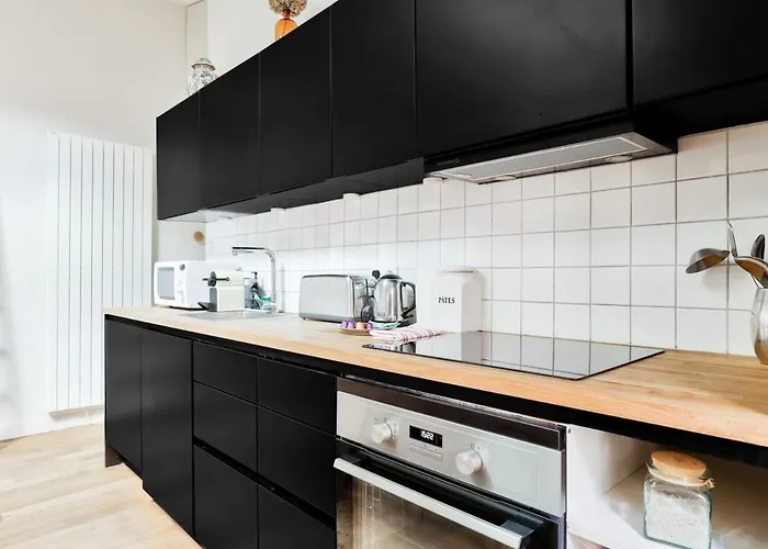 Stunning Parisian 1br Flat 5 Min From Montmartre Apartamento